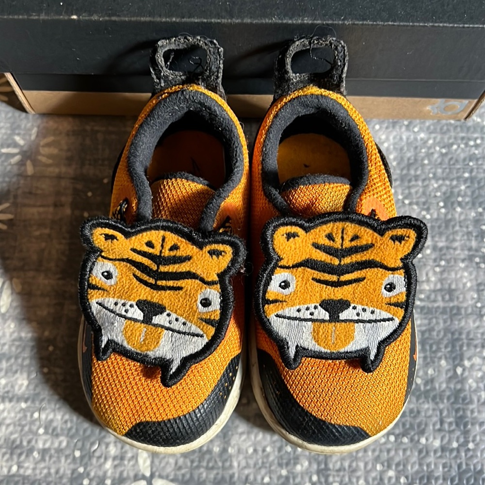 KD11 Little Big Cats Toddler Shoe Kevin Durant sneakers 5C